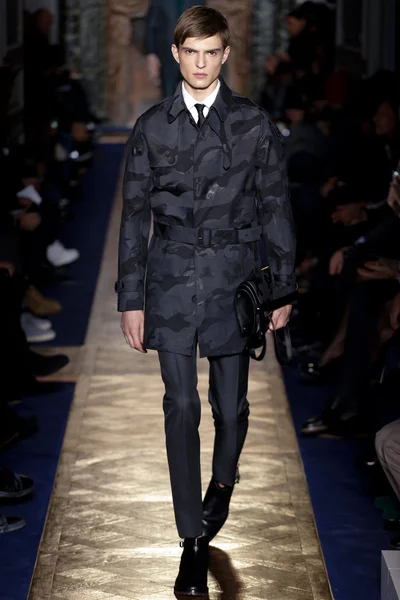 Look 39
